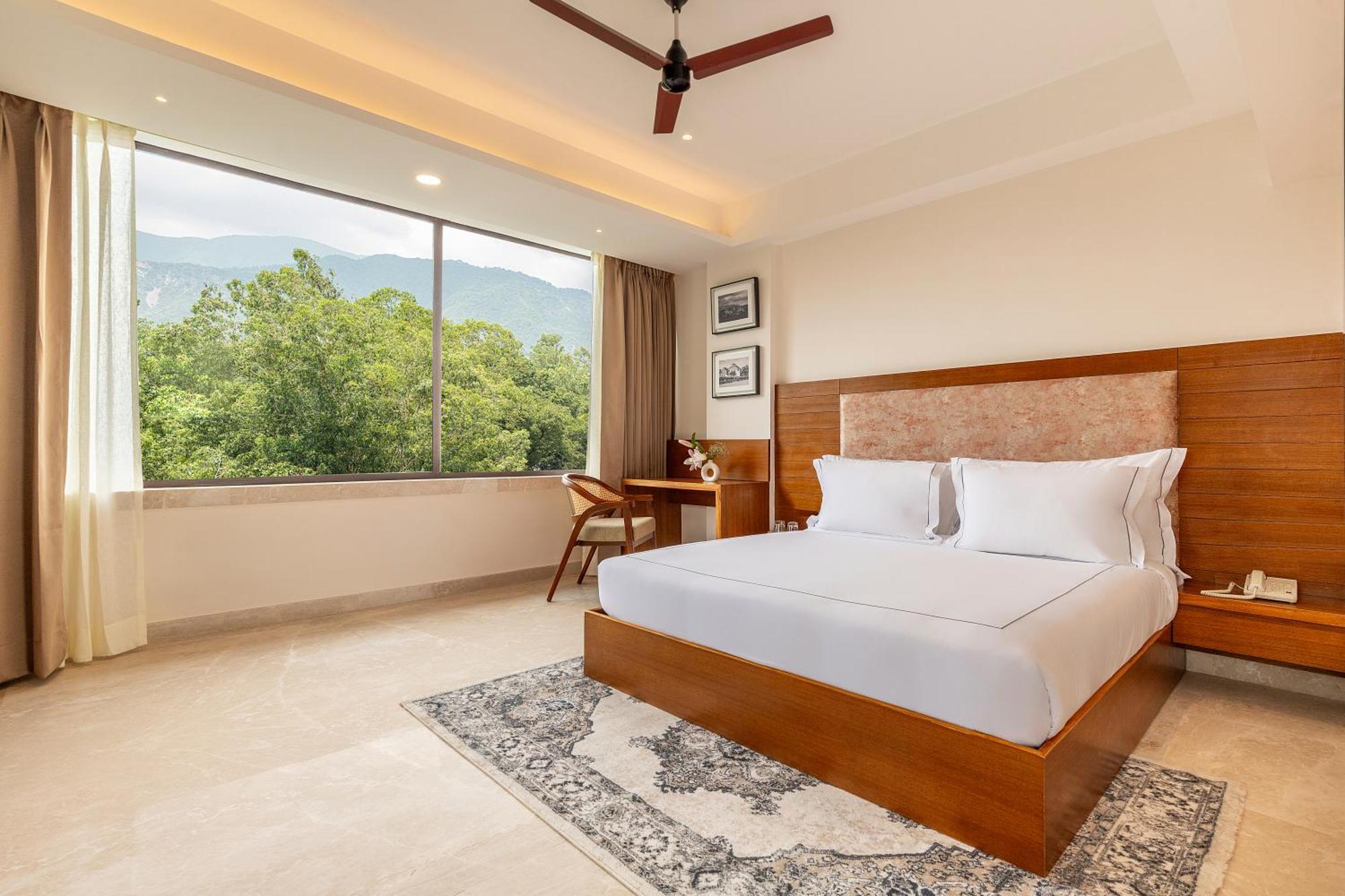 The Prominence Mussoorie Road Dehradun Hotel Bagian luar foto