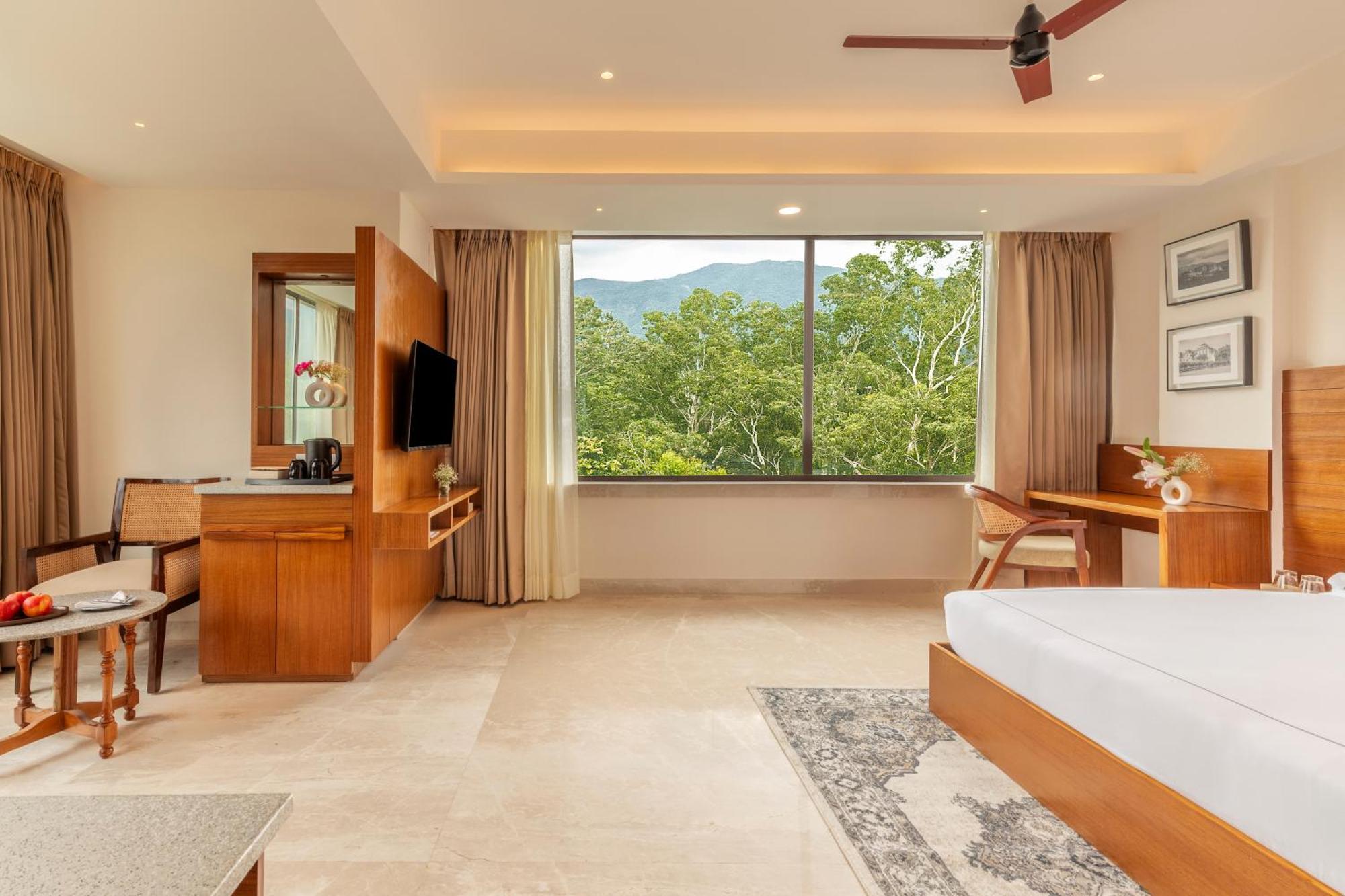 The Prominence Mussoorie Road Dehradun Hotel Bagian luar foto