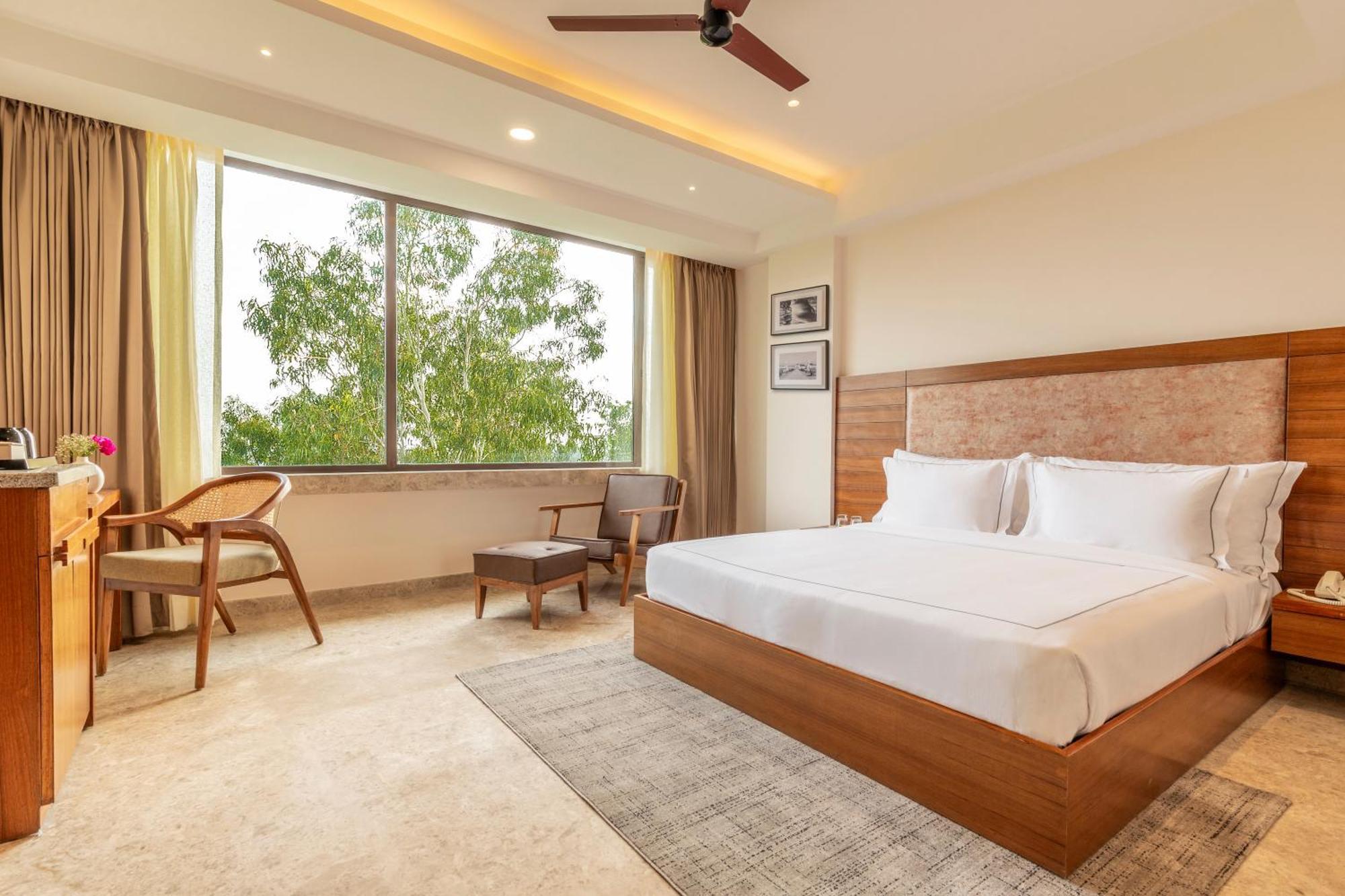 The Prominence Mussoorie Road Dehradun Hotel Bagian luar foto